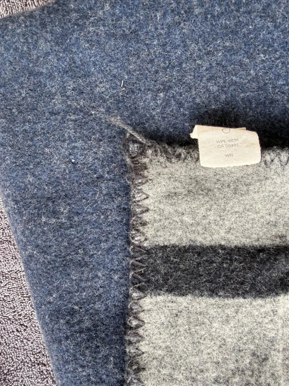 Woolrich Pacific Crest Trail Jacquard Blanket - Picture 6 of 10